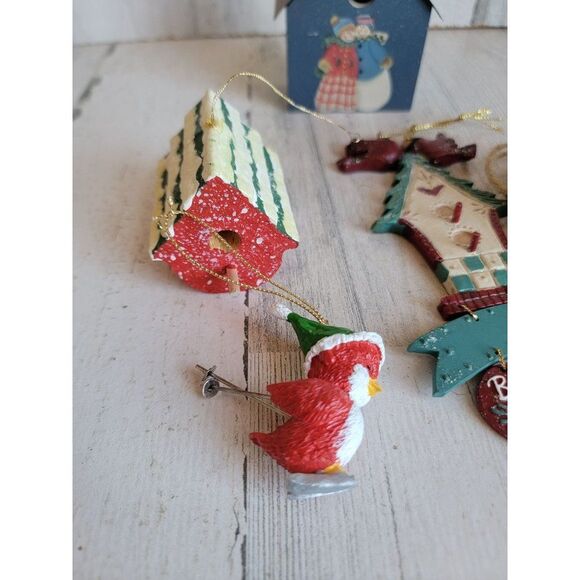 Red cardinal bird birdhouse variety set ornament Xmas - Picture 3 of 14